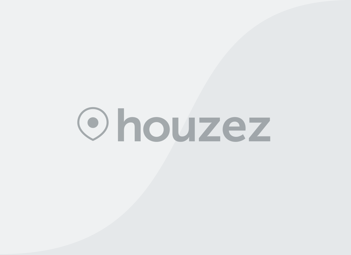 2 BHK Rental Flat in Bandra (East) – Perfect for Families & Professionals